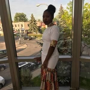 Meet your Posher, Dorcas